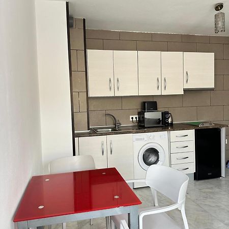 Apartamentos Playa Huelin Malaga Luaran gambar