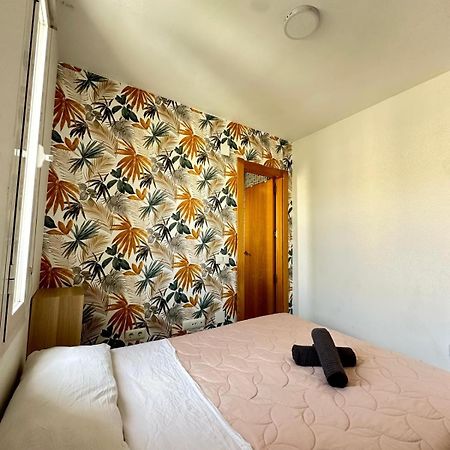 Apartamentos Playa Huelin Malaga Luaran gambar